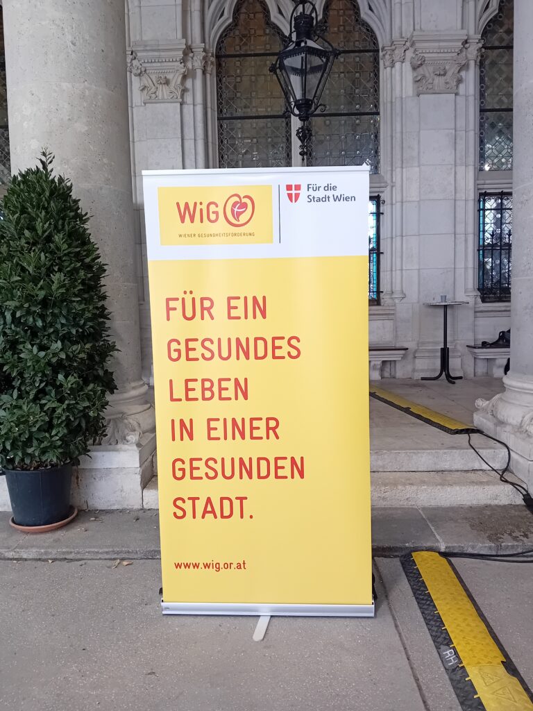 Ein Rollup Aufsteller auf dem steht: Für ein gesundes Leben in einer gesunden Stadt.